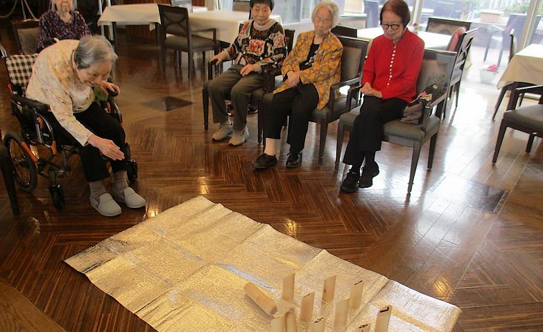 転がして倒して！