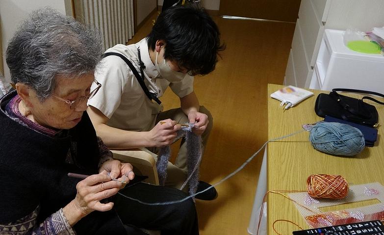 一緒に編み物をやってみました！