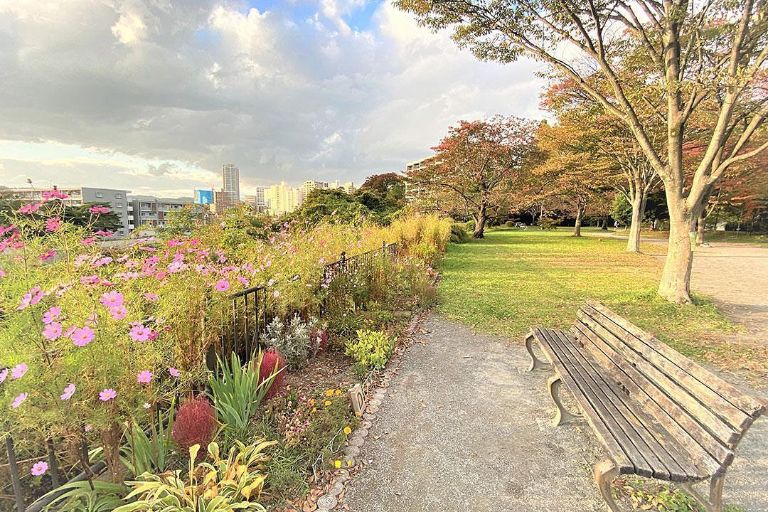 片平公園