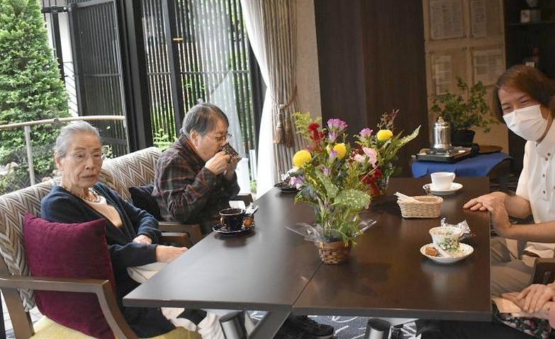 作品鑑賞しながらコーヒータイム