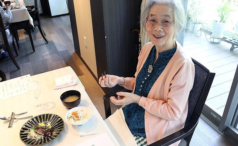 食で広がるコミュニケーション			