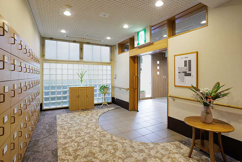 1F エントランスラウンジ