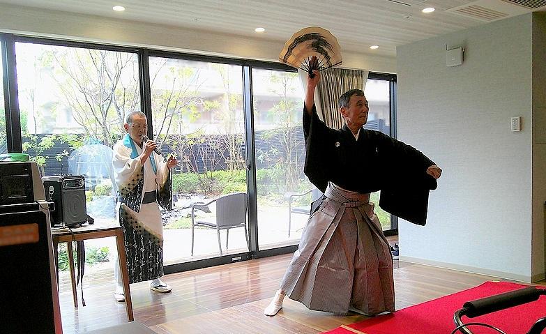 日本舞踊のステージ！