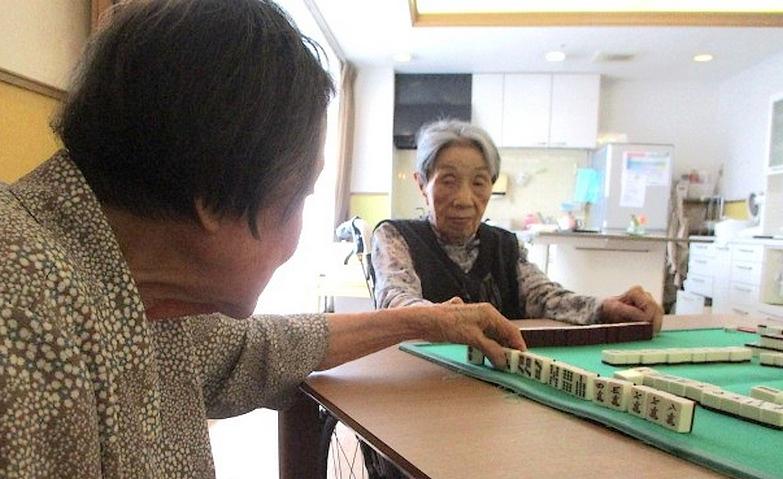 真剣勝負が繰り広げられる麻雀の時間