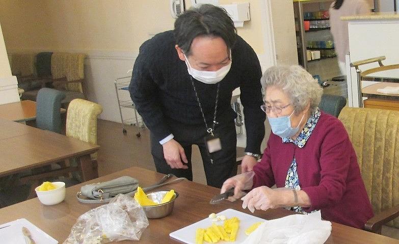 料理クラブ～ベトナム料理作り～