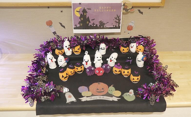 ハロウィン仕様のリリアン展示中！