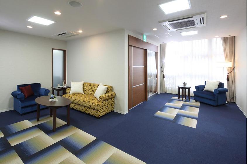 1F エントランスラウンジ