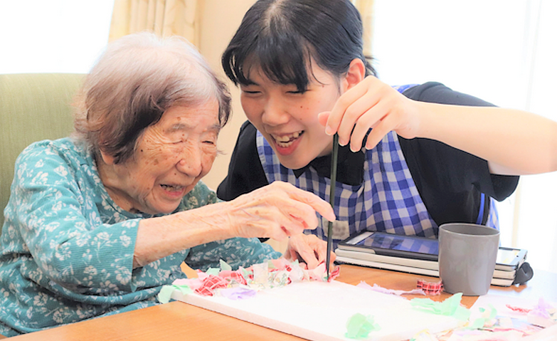 美術展に向けて作品作り