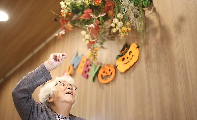 頭上のディスプレイ