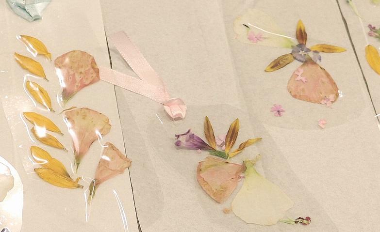 オリジナルのしおりを作成しました！