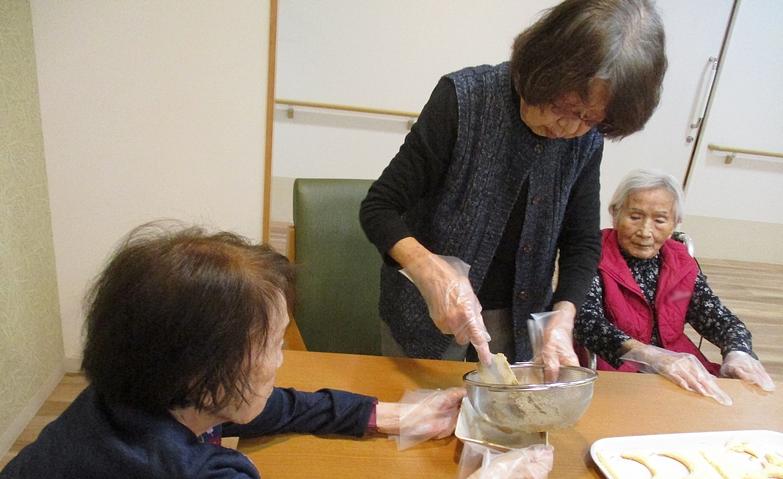 季節の素材を使ったモンブランづくり