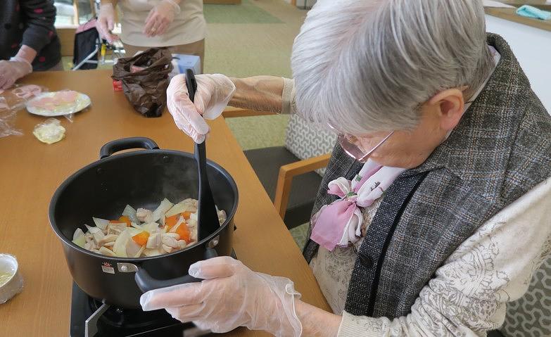 クッキング倶楽部～シチューづくり～