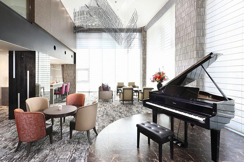 1F エントランスラウンジ