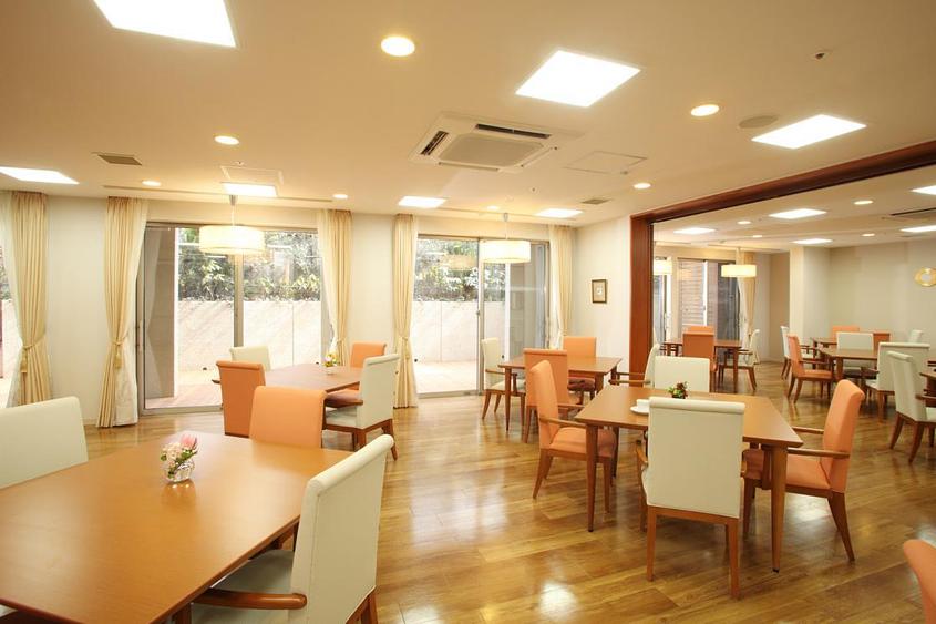 1F ダイニングルーム兼機能訓練室