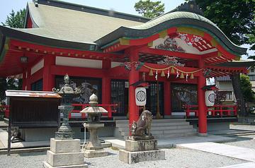 呉服神社(くれはじんじゃ)