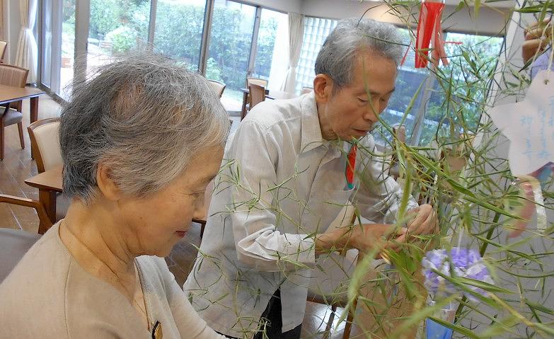 願いを短冊に込めて