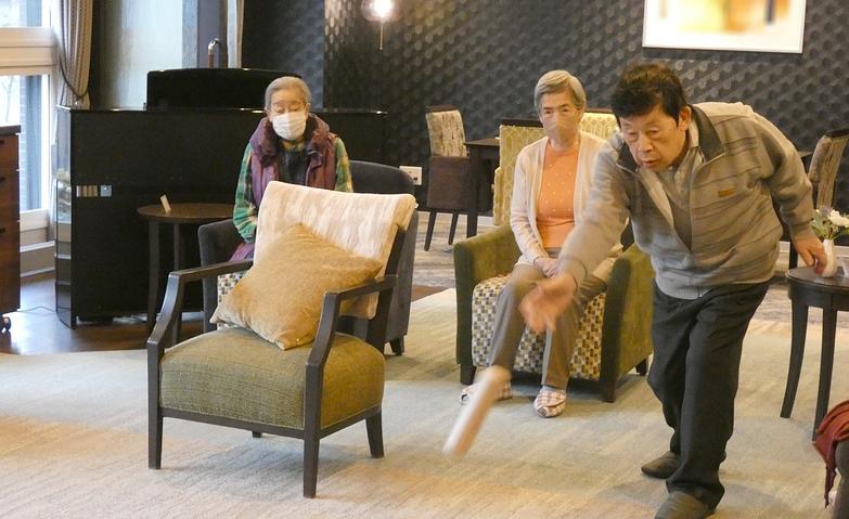 ピンを倒すゲーム大会