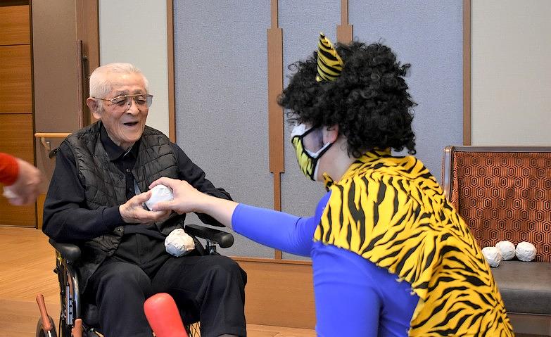 「鬼は外！」「福は内！」