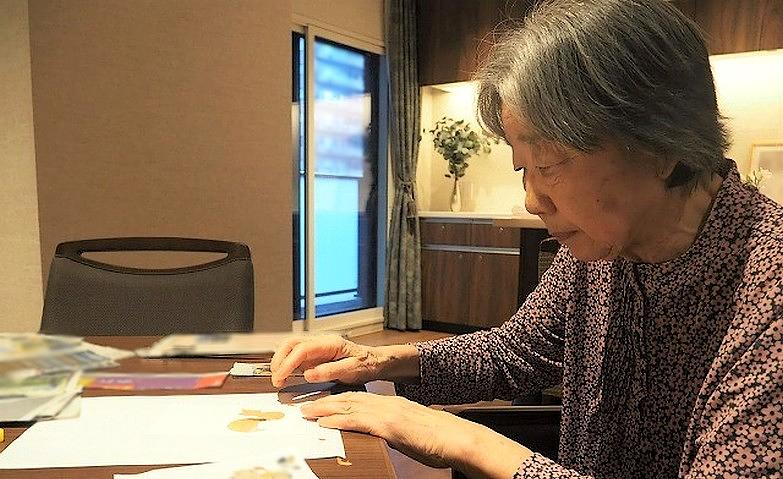 「ちぎり絵教室」で秋を感じて