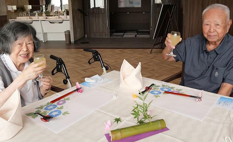 「移動レストラン」～乾杯～