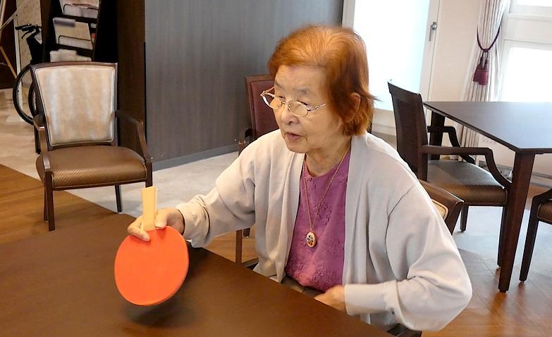 座って！テーブル卓球