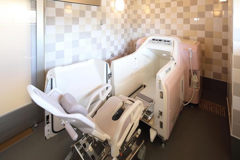 車椅子対応機械浴室