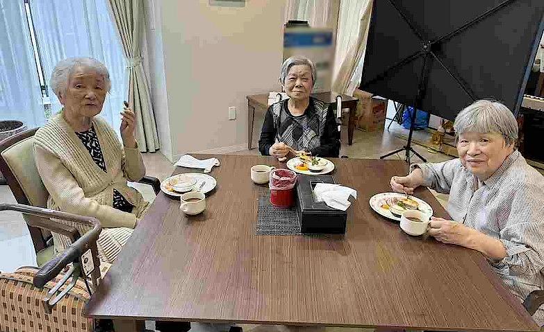 豪華なティーパーティー