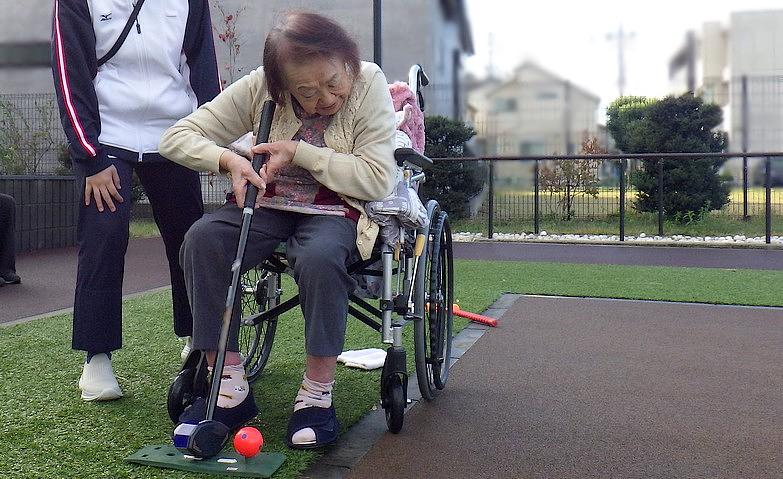 雨上がりの「グラウンド・ゴルフ」