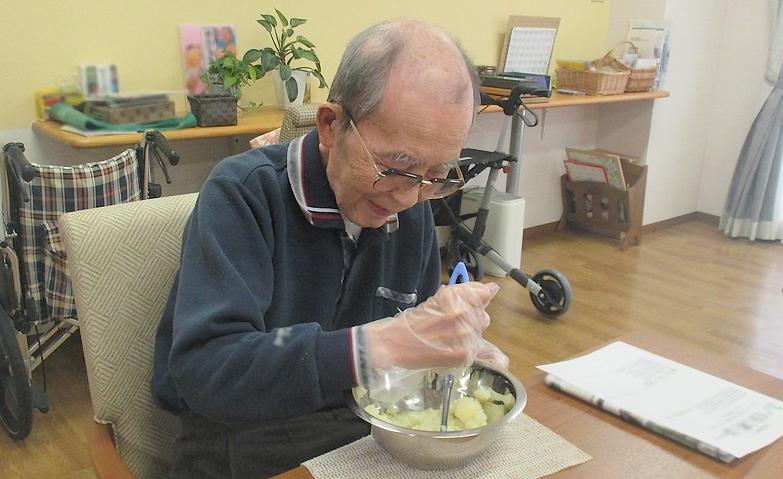 収穫したジャガイモで料理！