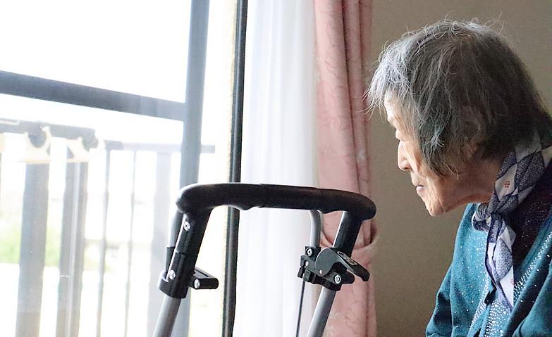 にぎやかな声に耳を傾けて