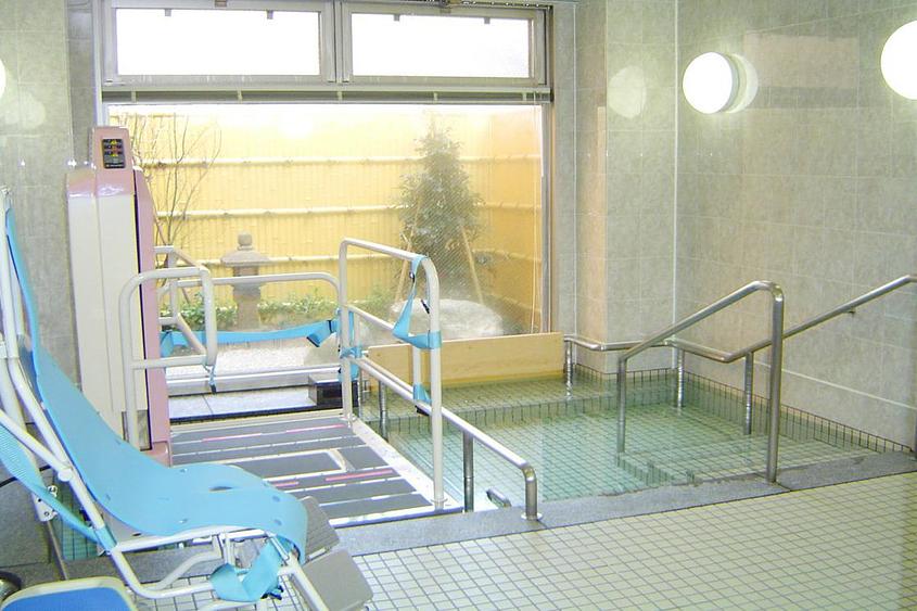 1F 浴室