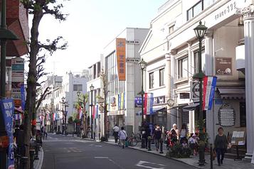 商店街(大倉山エルム通り)