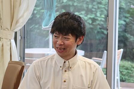 サービススタッフ