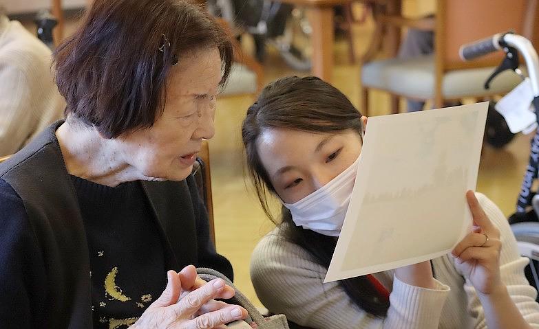 初めての「対話型美術鑑賞会」		