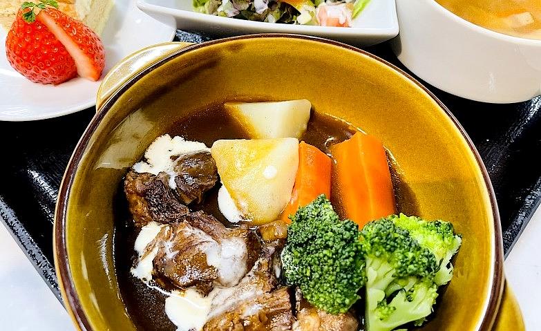今日のランチ～牛タンシチュー～