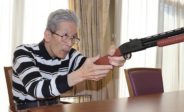 よーく狙って渾身の一発！
