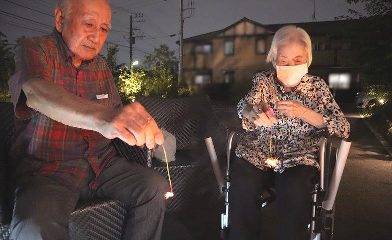 花火大会～夜空の下で～			