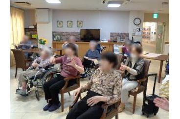 新入社員による体操画像2