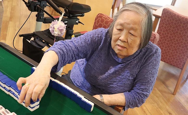 笑顔広がる健康麻雀の集い