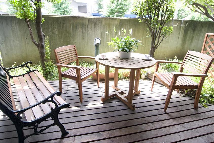 1F ウッドデッキテラス