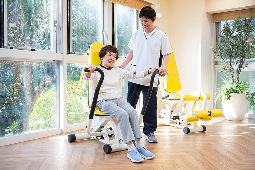 お一人おひとりの目標に合わせ、機能訓練指導員がその方に合ったリハビリプランをご提案しています。