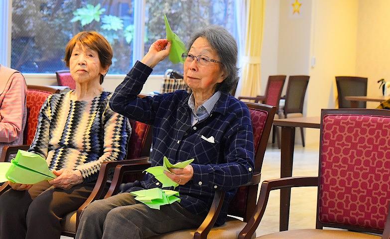 「どこまで飛ぶかな？」