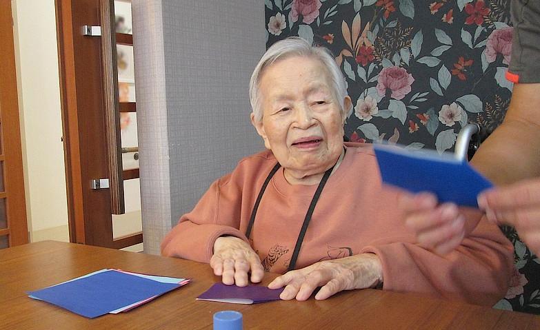 クリスマスの飾り作り