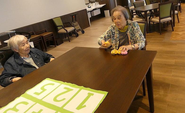 声援に包まれたお手玉投げ