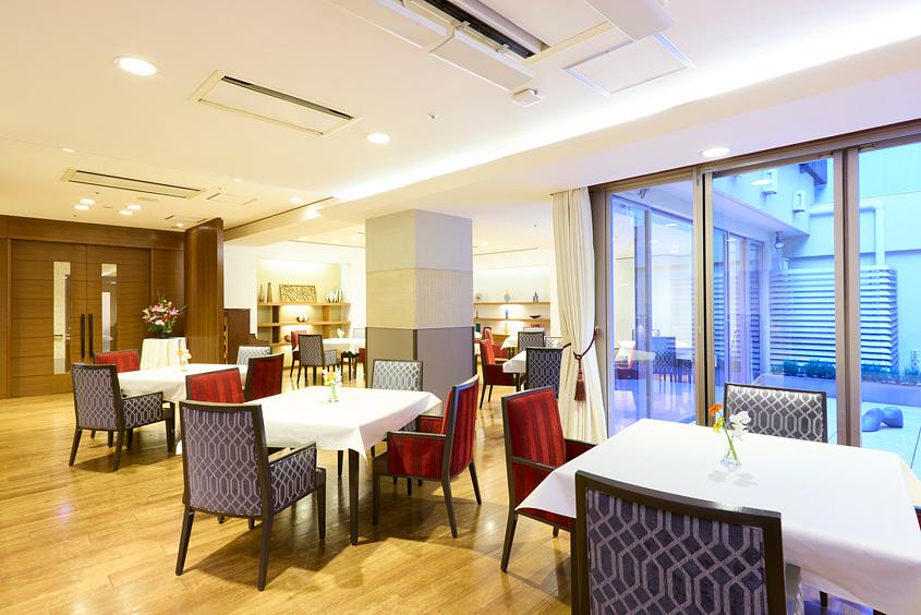 1F ダイニングルーム兼機能訓練室