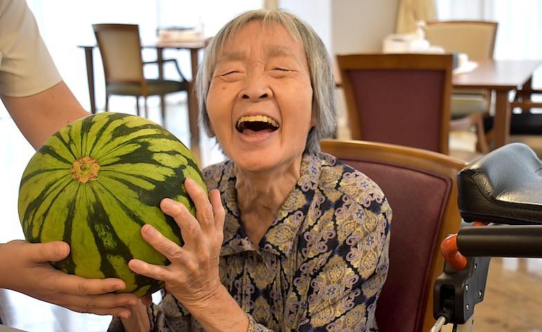 スイカ収穫！～大きくて重たいね～