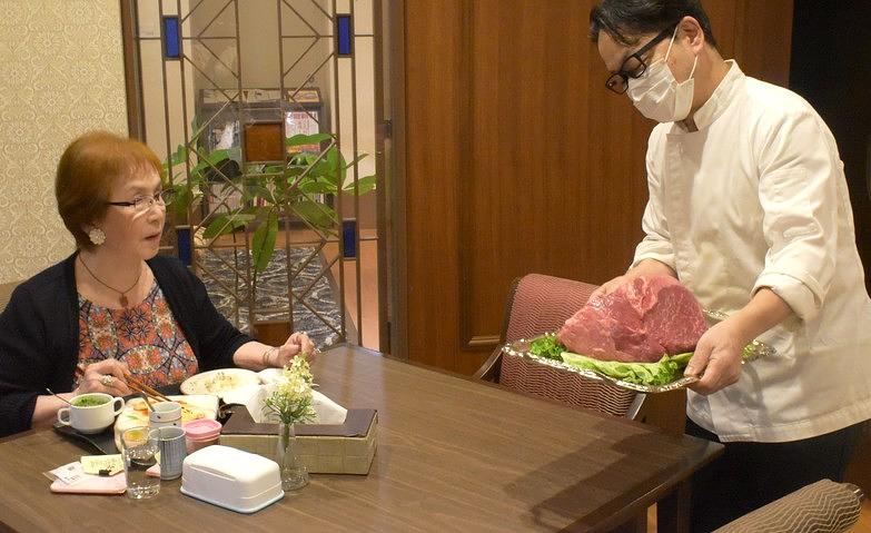 国産牛のお披露目