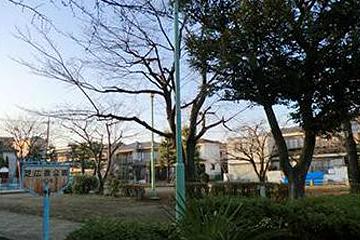 芝広面公園、芝塚越公園