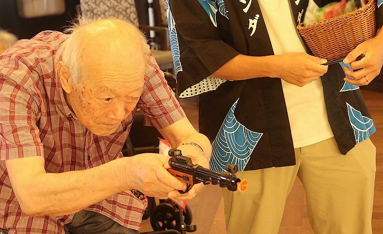 狙いを定めて…