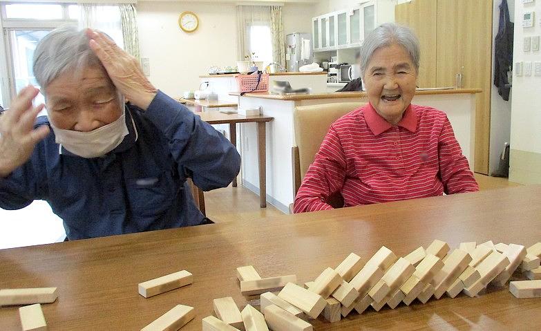「あちゃー、倒れちゃった！」